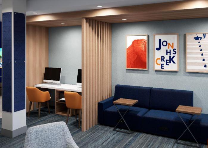 Hotel Express & By Ihg